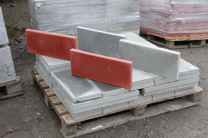 Бордюр тротуарный и садовый по доступным ценам в Орехово-Зуево Бордюр тротуарный и садовый по доступным ценам в Орехово-Зуево